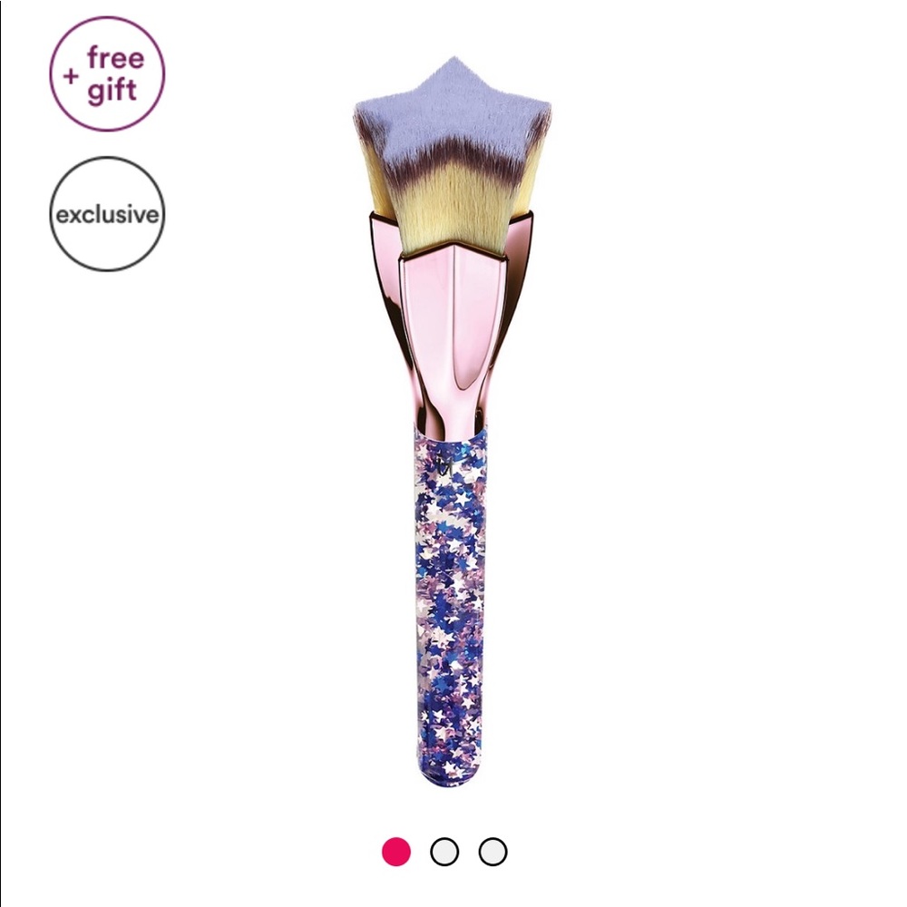 It Cosmetics LTE Star Foundation Brush